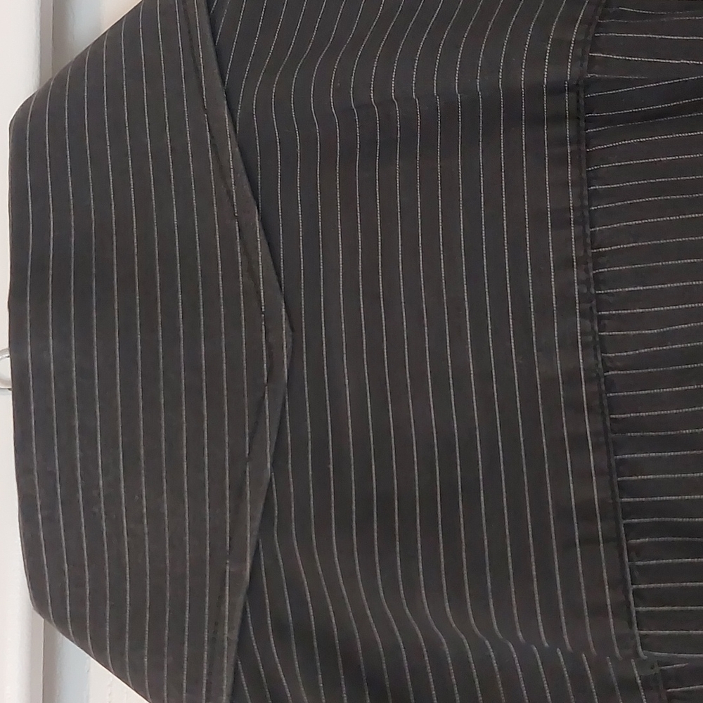 Mens English Laundry dress shirt in black with white pinstripe, size XL - Picture 5 of 9